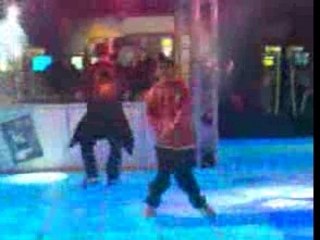 Danseur tecktonik au micromania games show