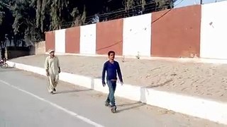 A pent shirt man in Peshawar hahahahaha - Pathan funny jokes