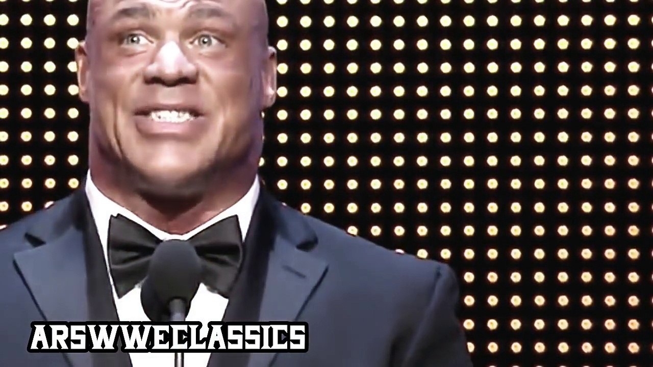 Roman Reigns gets Booed at the WWE Hall of Fame 2017 (HD)Roman Reigns gets Booed at the WWE Hall of Fame 2017 (HD)