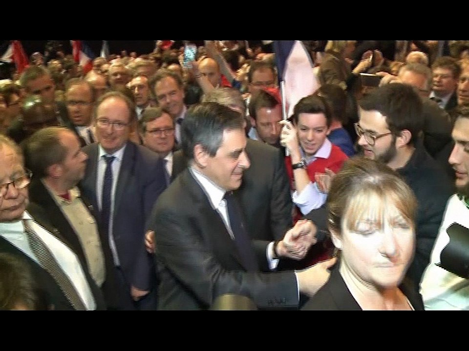 François Fillon enfariné à Strasbourg