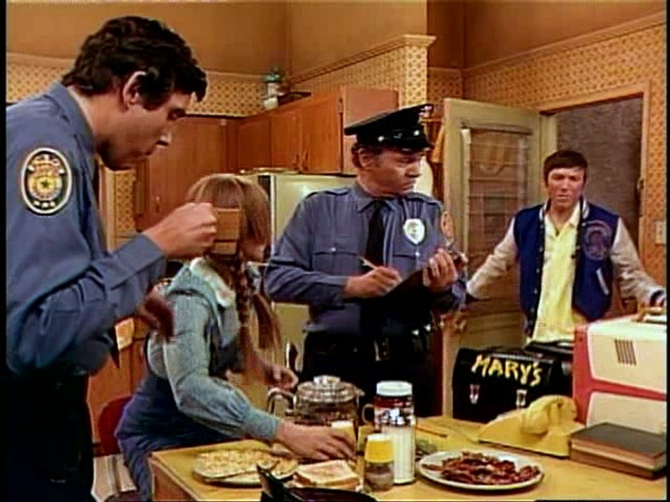 Mary Hartman, Mary Hartman Episode 226 Feb 14, 1977