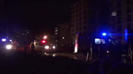 Göçük Altında Kalan 2 Işçi Kurtarıldı