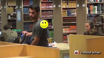 【音漏れイタズラハプニング】大音量で音漏れ！ヘッドフォン意味ないしw結果w【海外人気ドッキリ！ハプニング集！俺的ランキング！】