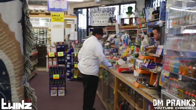 【強盗ドッキリ】強盗ドッキリをやってみないか？やった結果まさかの逆ドッキリ！結果w【海外人気ドッキリ！ハプニング集！俺的ランキング！】