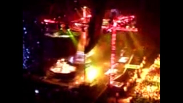 Muse - Knights of Cydonia, Manchester MEN Arena, 11/11/2006