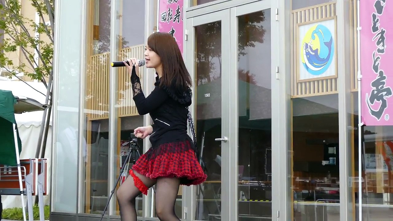 超Diva（すぱでぃーば）「お願い魅惑のターゲット - 新垣里沙（モーニング娘。）」 　アイドルパーク　三井アウトレットパーク北陸小矢部　野外きときと亭前　2016/10/9