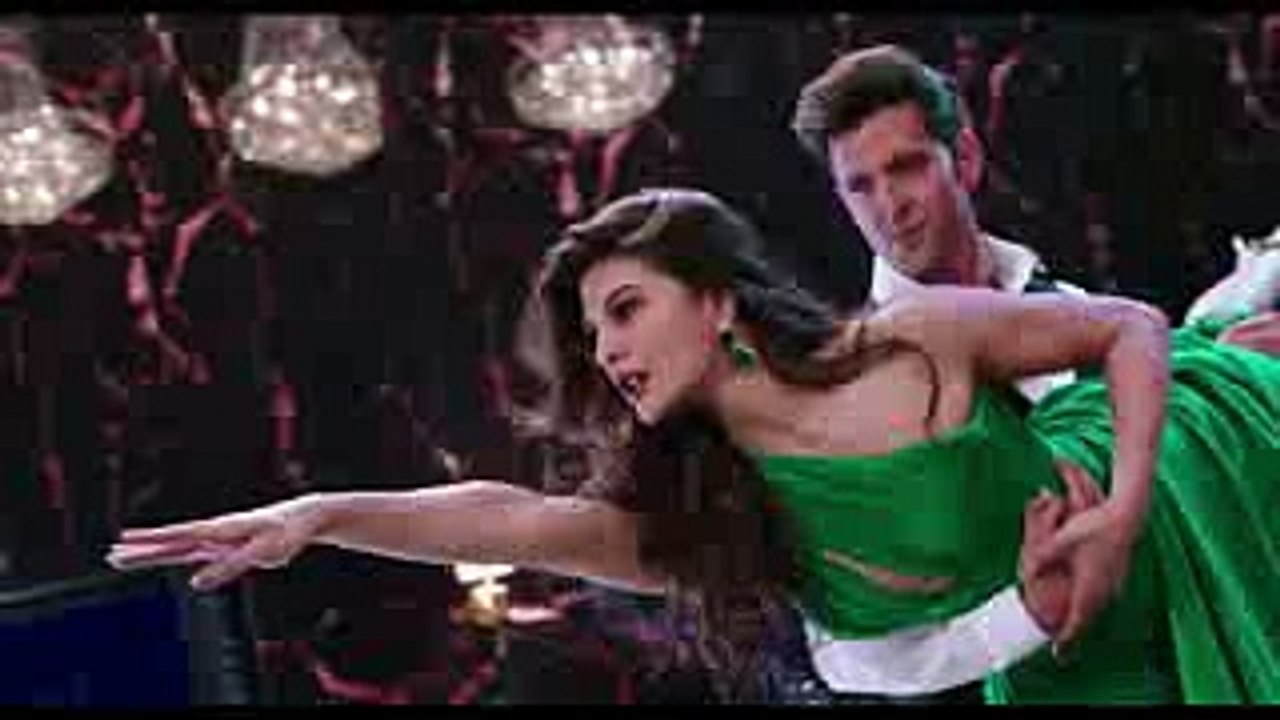Mere_Rashke_Qamar_-_Hrithik_Roshan_and_Jacqueline_Fernandez__Dance