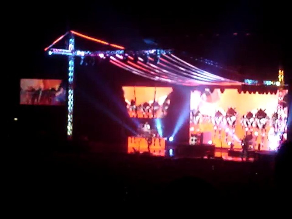 Muse - Supermassive Black Hole, Manchester MEN Arena, 11/11/2006