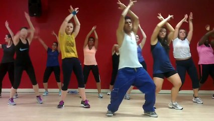 Chammak Challo - Bollywood Zumba with Nilesh