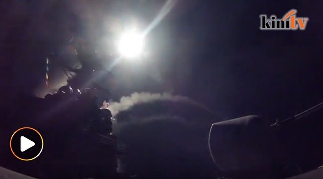 Video AS lancar serangan peluru berpandu ke Syria