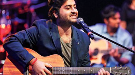 Arijit Singh sing Gulabi Aankhen✔