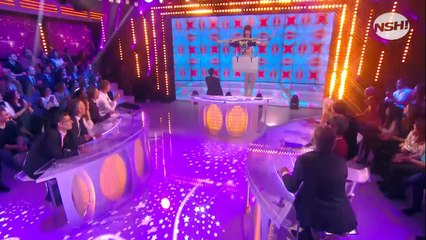 TPMP : Erika Moulet fait un striptease pour Bertrand Chameroy