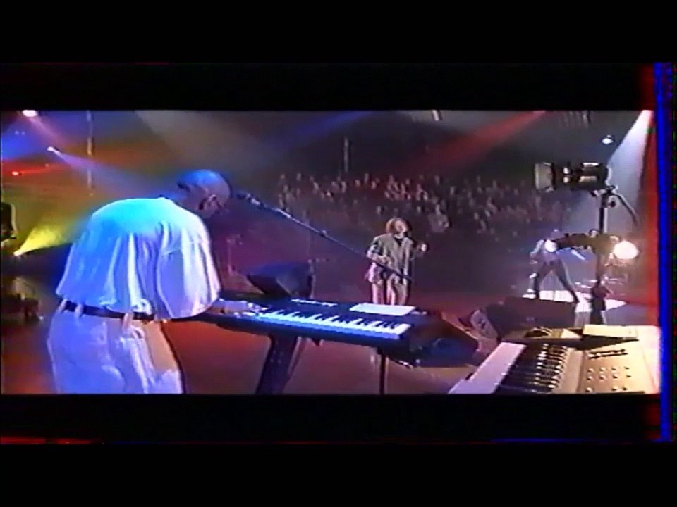 Simply Red - money's too hard to mention Live TV show