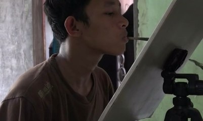 Pemuda Ini Tetap Semangat, Meski Hilang Tangan & Kaki