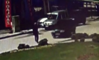 Otomobil Yaşlı Adama Böyle Çarptı