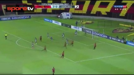 Asist rövaşata, gol vole!