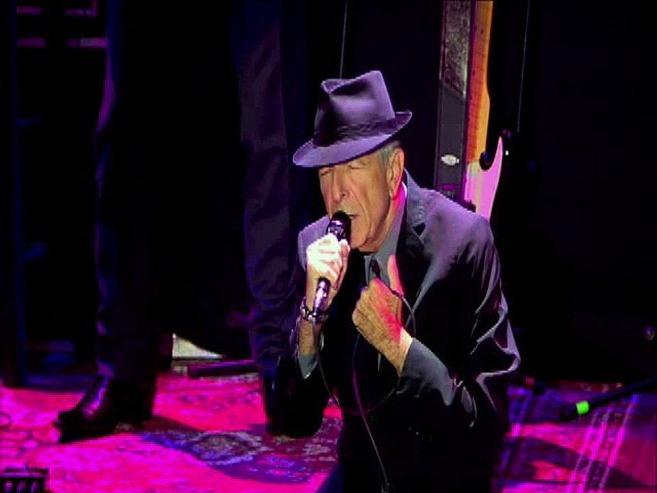 Dance me to the end of love - Leonard Cohen