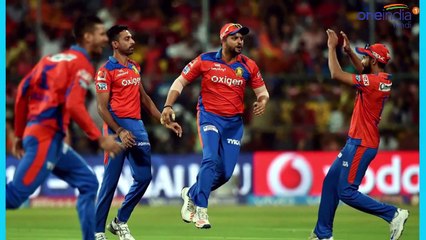IPL 2017: Kuldeep Yadav misses Suresh Raina's run out, suffers brain fade | वनइंडिया हिन्दी