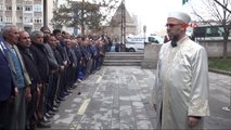 Kayseri Idlib'te Ölenler Için Kayseri'de Gıyabi Cenaze Namazı Kılındı