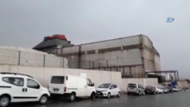 Fabrikada Sızan Gazdan 1 İşçi Hayatını Kaybetti, 3 İşçi Zehirlendi