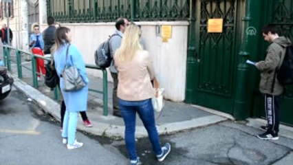 Italya'da Oy Verme Işlemi Başladı