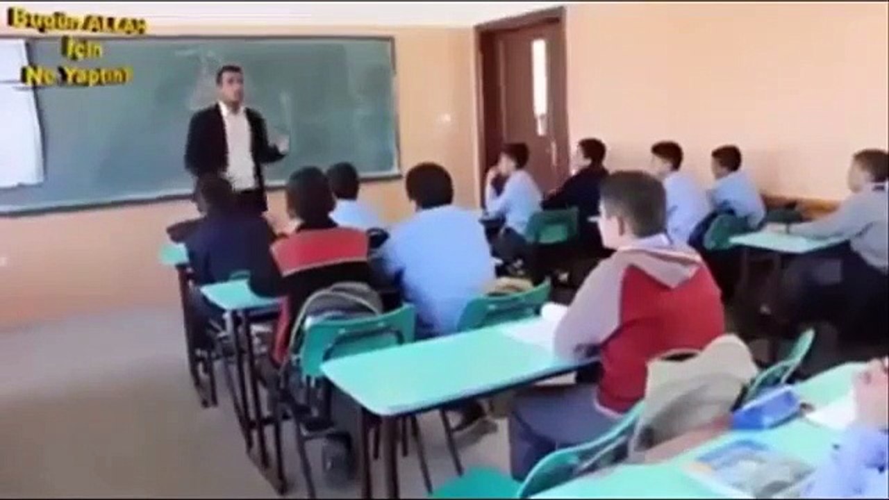 Dünyayi ağlatan kısa  klip ,çocuğun derse geç kalması izleyin