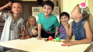 How to Make DIY Dinosaur Soap Using Plastic Eggs _ Soap Masdaking for Kids (B