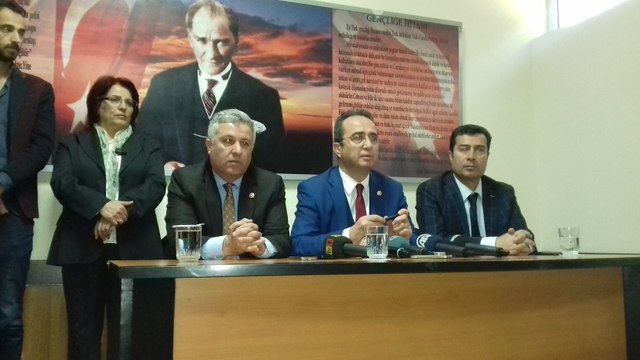 CHP GEN. BŞK. YRD. TEZCAN: “BİZ BU KAVGALARA TARAF OLMAYACAĞIZ”