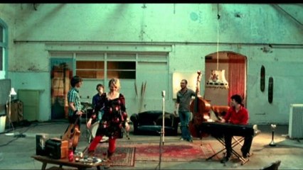 Room Eleven - Hey hey hey!