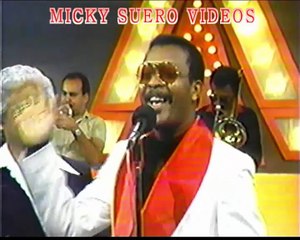 Johnny Pacheco y Santiago Ceron - Dejenme Beber - MICKY SUERO VIDEOS