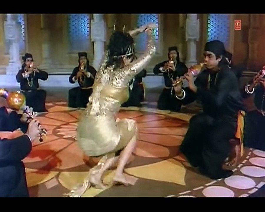 Main Nagin Tu sapera (Khel Wohi Phir Aaj Tu Khela)  Nigahen