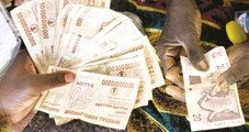 Kağıt Para Bulunmayan Zimbabve'de Takılar Kredi Kartıyla Ödeniyor