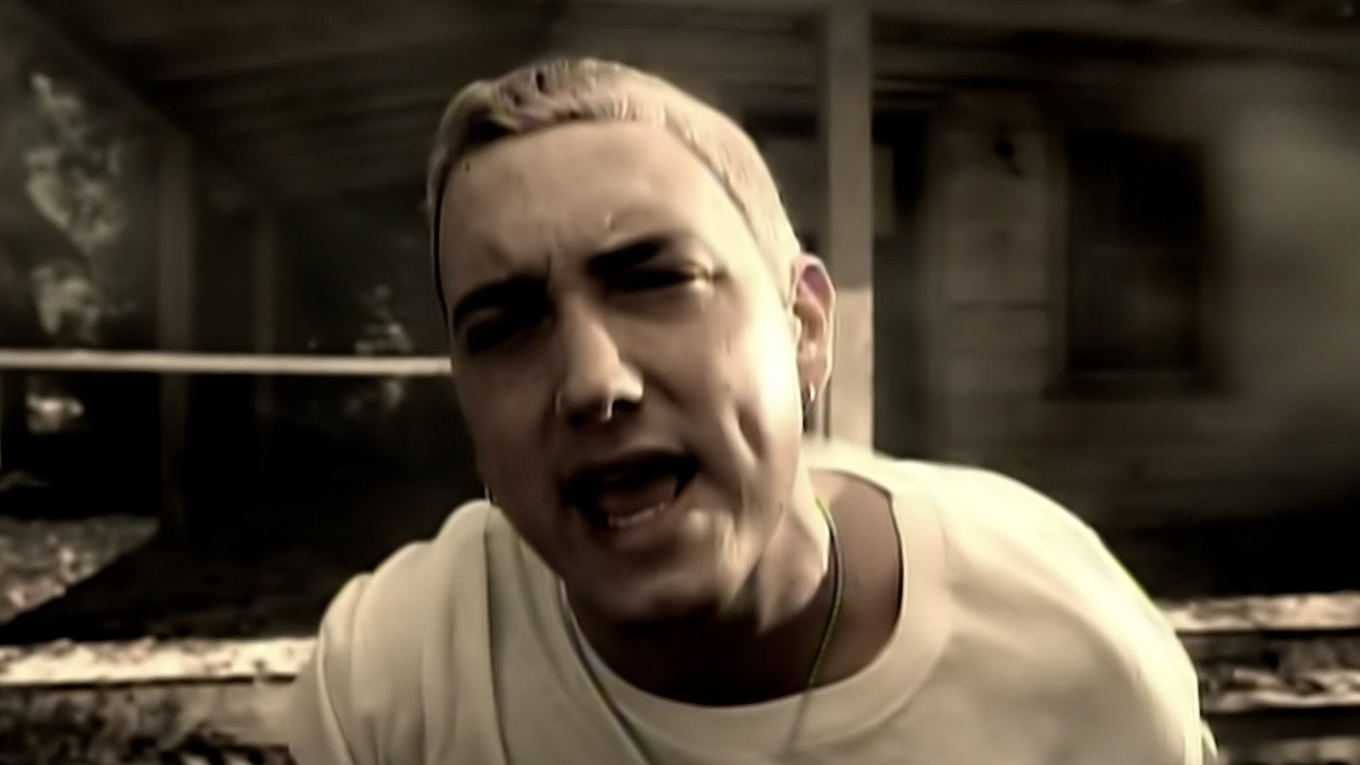 Eminem the way i am. Эминем 2004. Eminem клипы. Эминем и Джус ворлд.