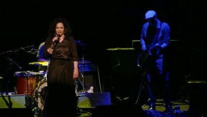 Gal Costa - Um Dia De Domingo