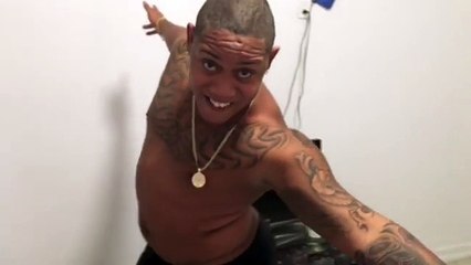 Bulin 47 presenta su nuevo look a traves de este nuevo video y a ritmo de "Pelan al loco de las redes"