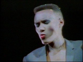 Grace Jones - Pull Up To the Bumper