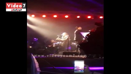 أنغام تغنى "قلبى" فى حفل الجامعة الأمريكية