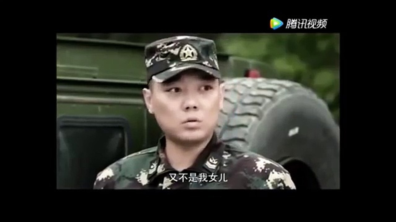 特种兵媳妇开大奔回家，整的特种兵非常紧张