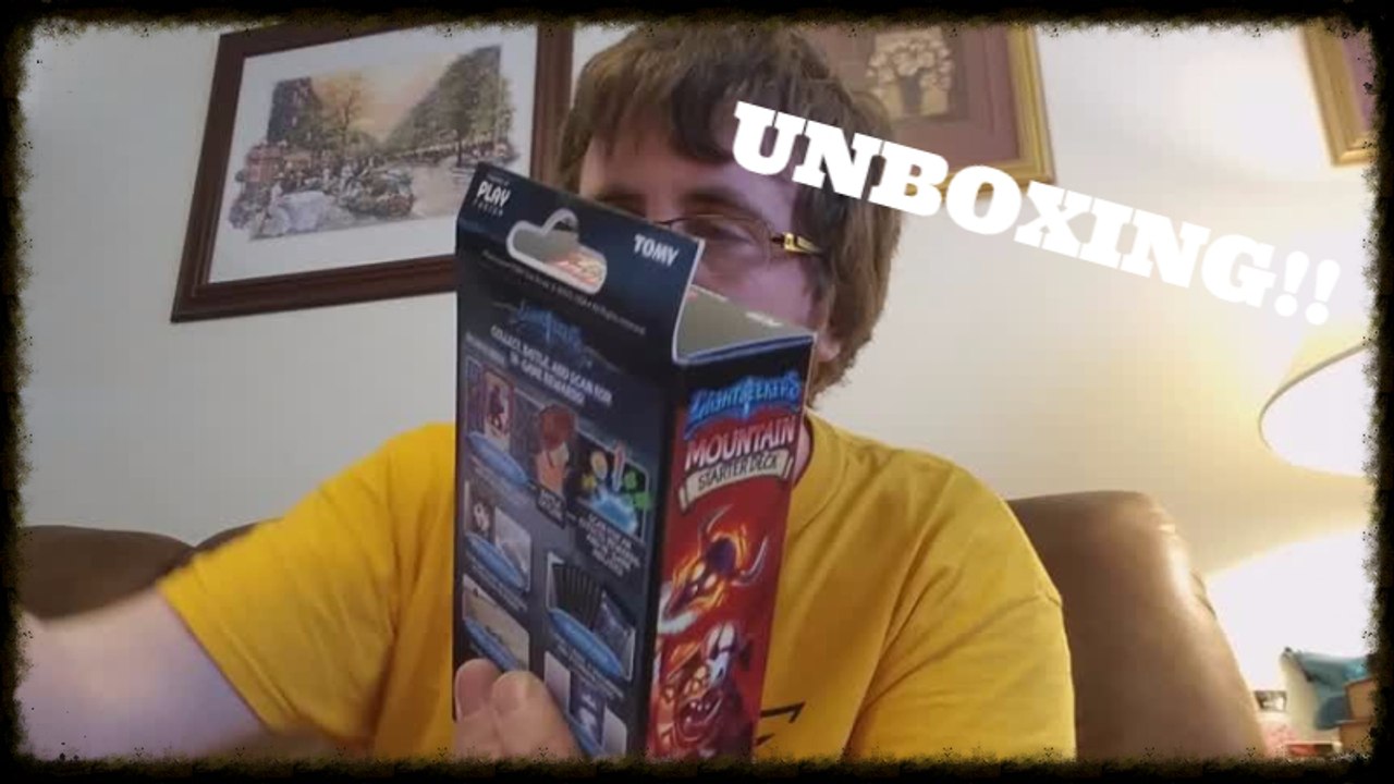 LIGHTSEEKERS AWAKENING Mountain Starter Deck Unboxing & Detailed Look