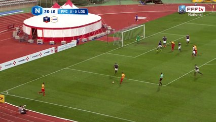 Belle action de Lyon et choc avec le gardien