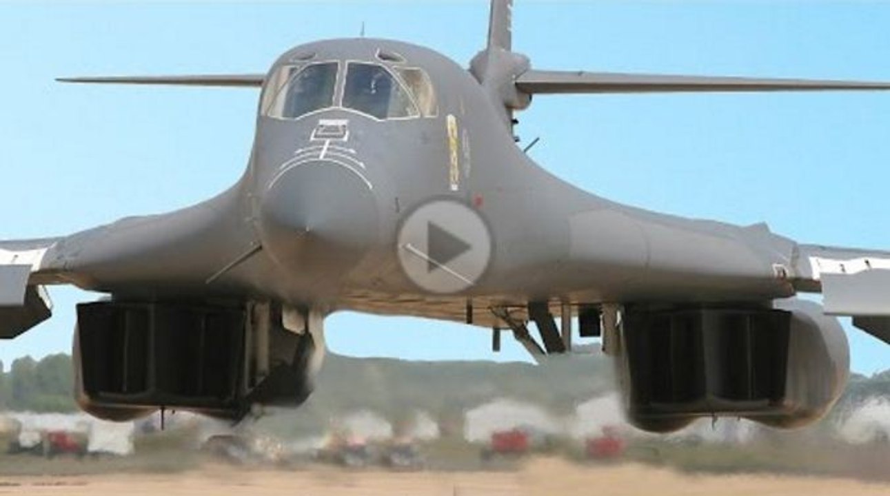 Monstrously Powerful US Jet Bomber in Action- Rockwell B-1 Lancer in Large Formation