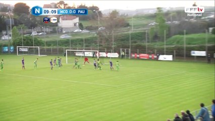 Corner au premier poteau mais la frappe manque de puissance