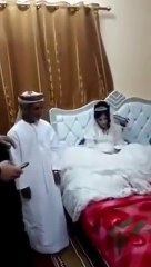 Mariage d'un vieux de 80 et une ado de 12 ans !