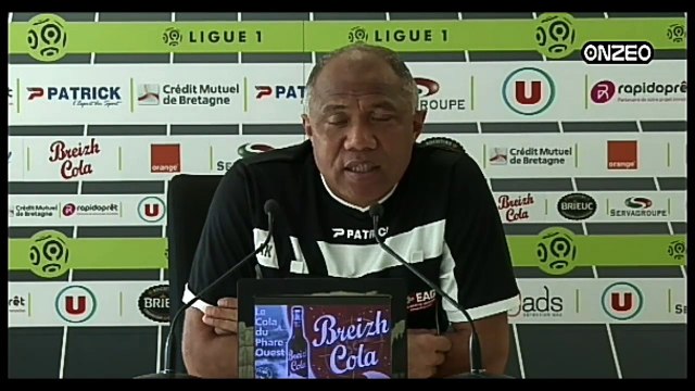 POINT PRESSE AVANT PSG GUINGAMP EAG