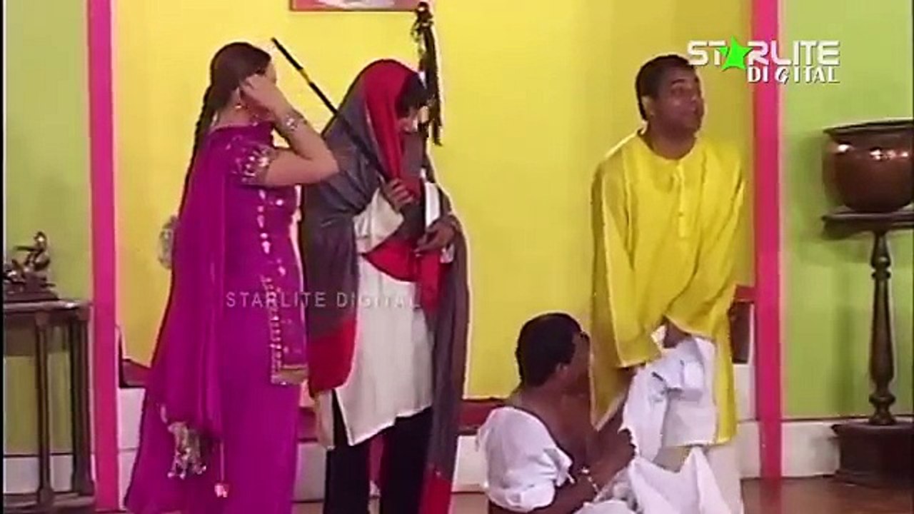 Best stage drama clipc Nergis 2017 mujra pakistan 2017