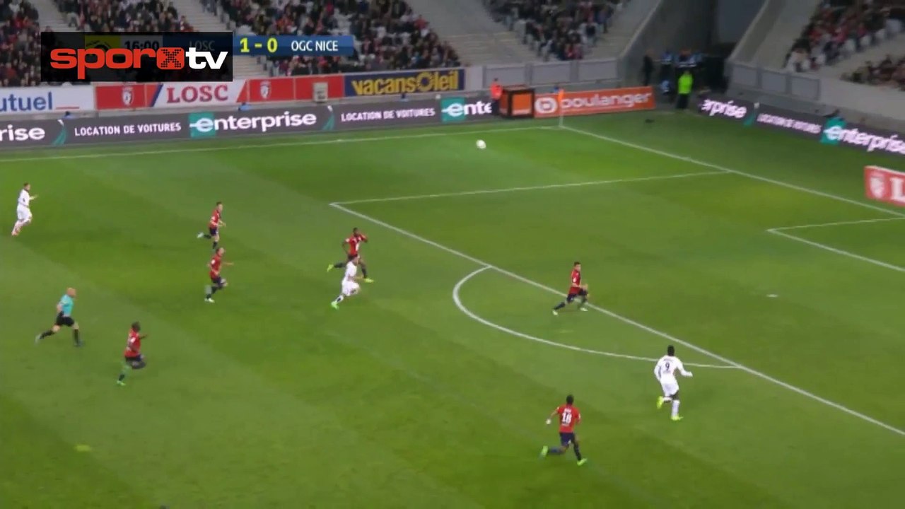 Balotelli gelişine güzel vurdu