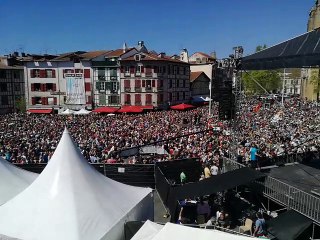 Bayonne : Rassemblement pour la Journée du désarmement d'ETA