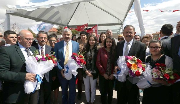 SARIOĞLAN’A YAKIŞAN ESER. KADIN VE GENÇLİK MERKEZİ HİZMETE AÇILDI…