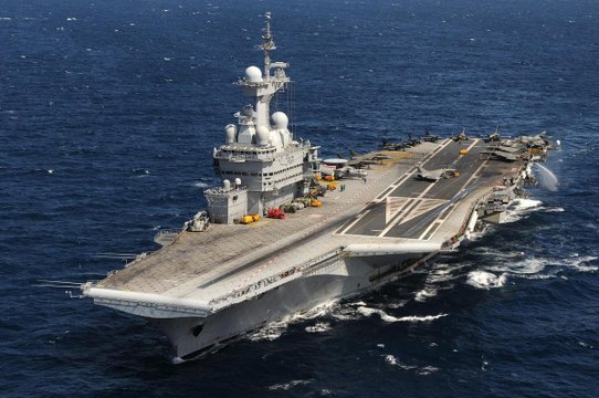 The power of an aircraft carrier CVBG - French Navy Charles de Gaulle Documentary Marine Nationale - Le porte avion Charles de Gaulle documentaire