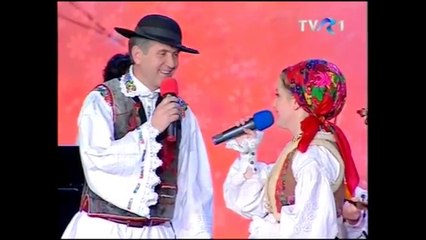 Orchestra Rapsodia Bihoreana &Cristian Pomohaci & Andrada Tulvan ---- Vecina de peste drum